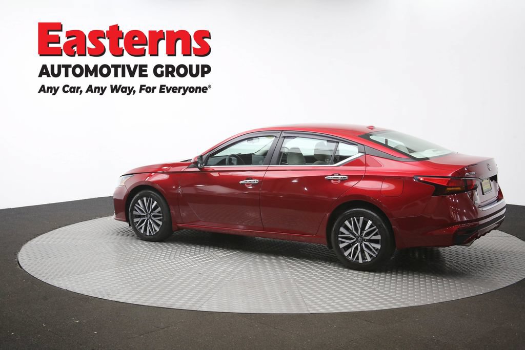 Used 2023 Nissan Altima 2.5 SV w/ SV Premium Package AWD/4WD image 61