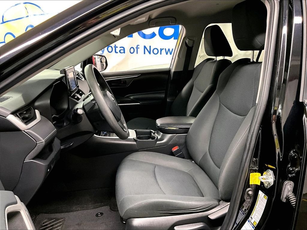 Certified 2020 Toyota RAV4 LE w/ All Weather Liner Package AWD/4WD image 10