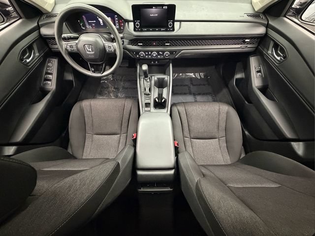 Certified 2025 Honda Accord SE image 18