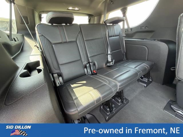 Certified 2021 Chevrolet Suburban RST w/ Luxury Package AWD/4WD image 23