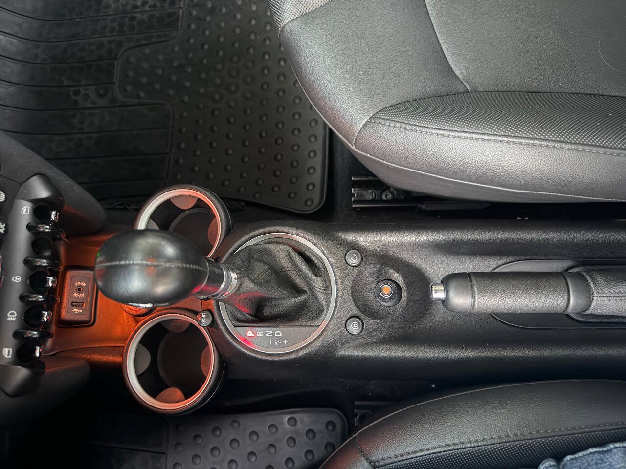 Used 2013 MINI Cooper S FWD image 30