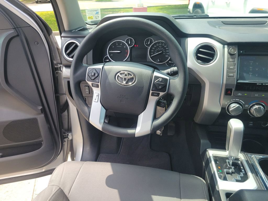 Used 2016 Toyota Tundra SR5 w/ SR5 Upgrade Package RWD image 19