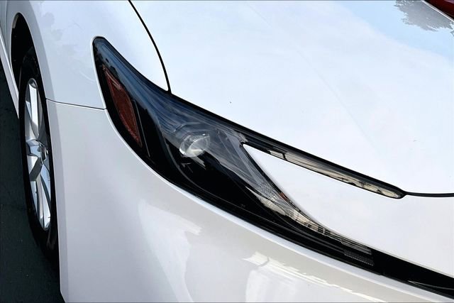 Used 2025 Toyota Camry LE image 31
