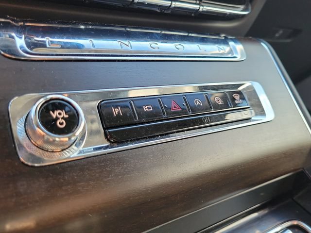 Used 2025 Lincoln Aviator Reserve w/ Equipment Group 201A AWD/4WD image 20