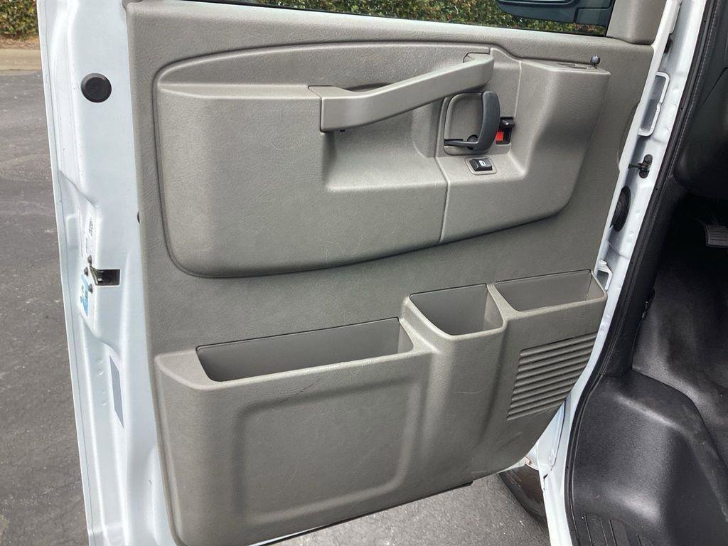 Used 2023 Chevrolet Express 3500 LS RWD image 21