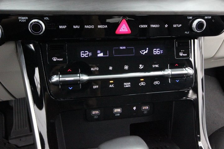 Used 2022 Kia Carnival SX image 22