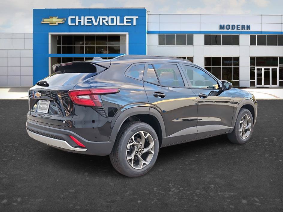 New 2026 Chevrolet Trax LT FWD image 5