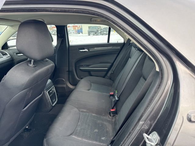 Certified 2022 Chrysler 300 Touring w/ Sport Appearance Package image 6