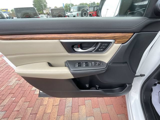 Used 2020 Honda CR-V Touring image 10
