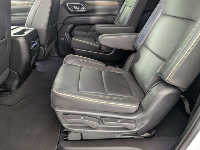 Used 2023 Chevrolet Suburban Premier image 28