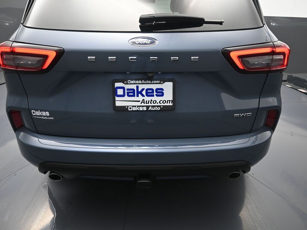 Used 2024 Ford Escape ST-Line Select w/ Class II Trailer Tow Package image 32