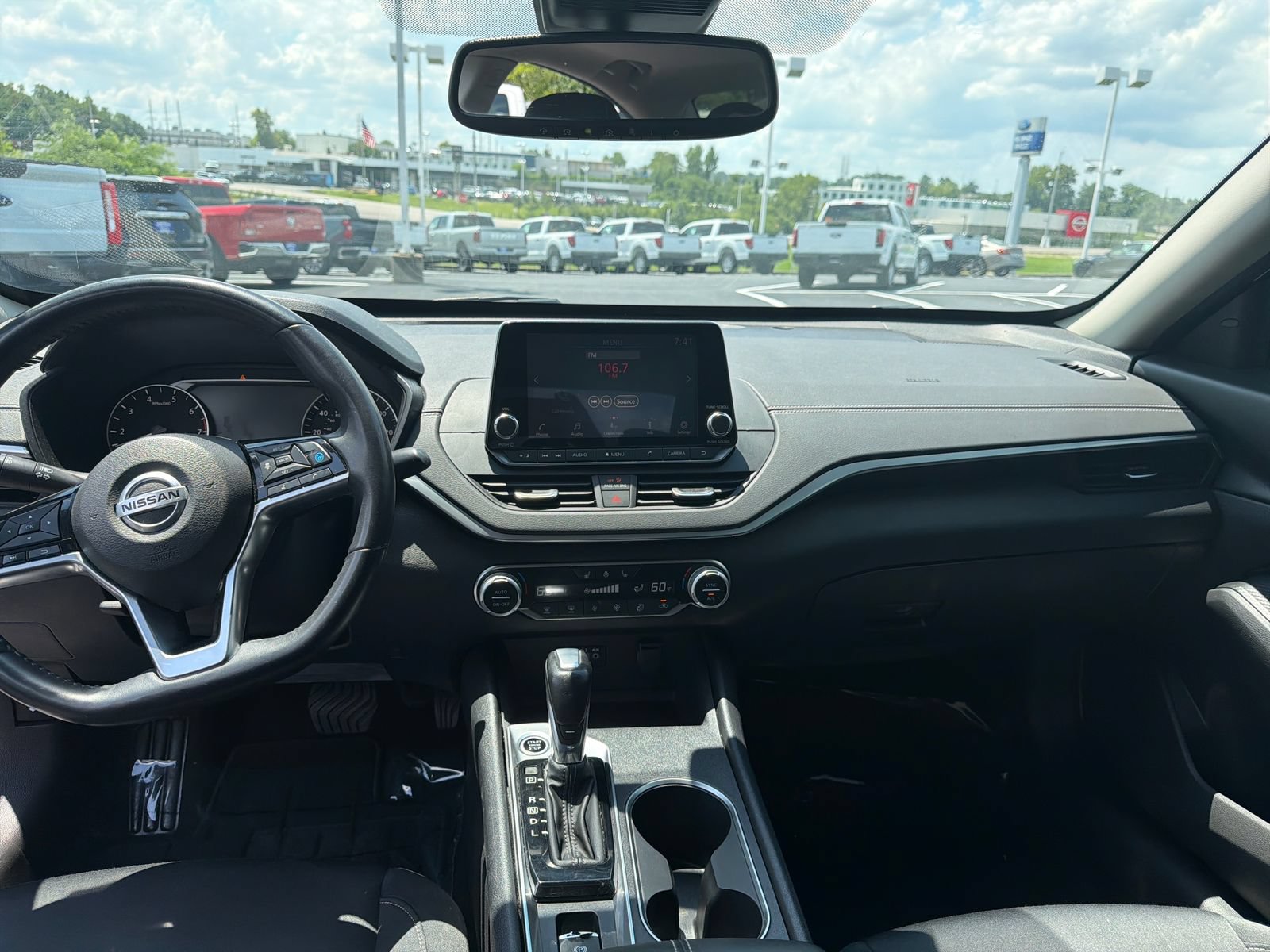 Used 2019 Nissan Altima 2.5 SV FWD image 13