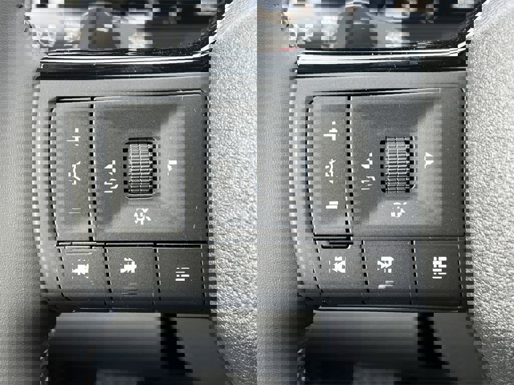 New 2026 Nissan Pathfinder SL image 20