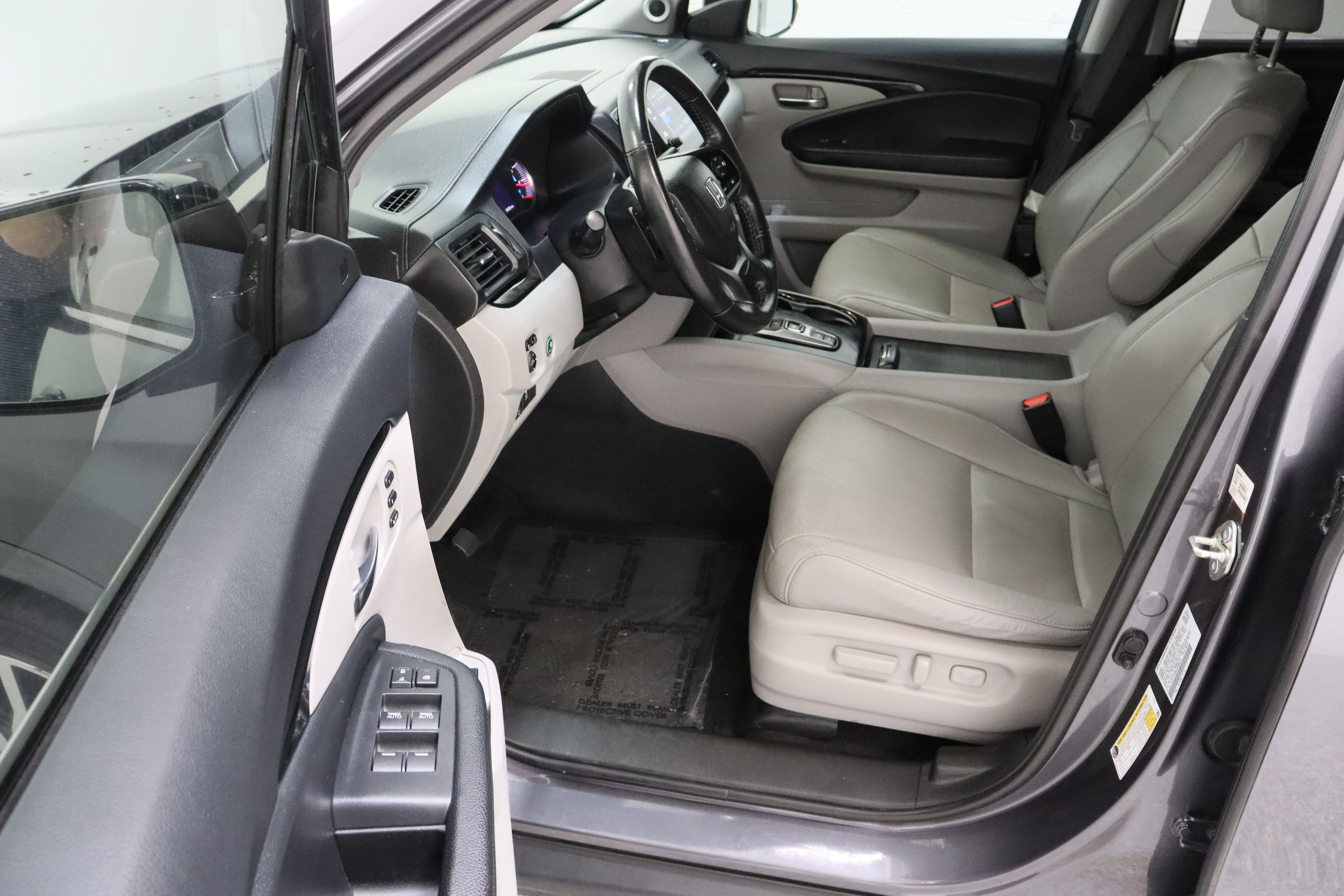 Used 2020 Honda Pilot Elite image 14