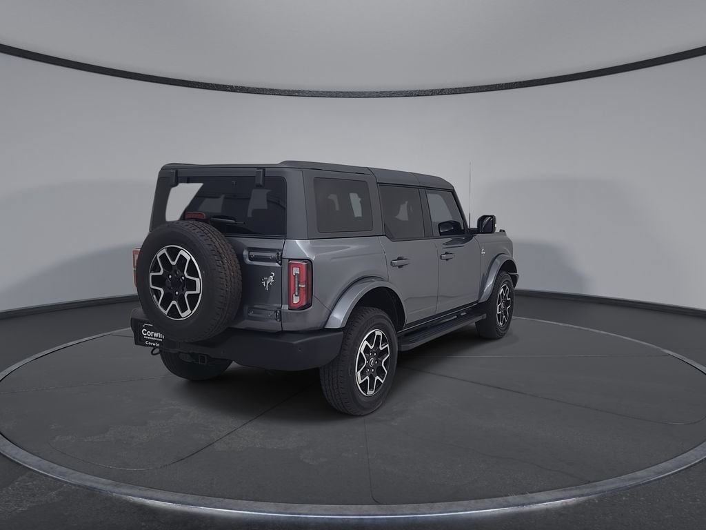 Used 2024 Ford Bronco Outer Banks AWD/4WD image 15