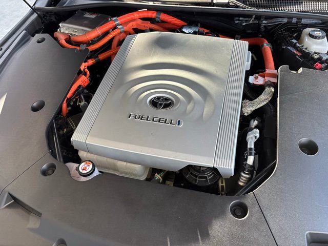 Used 2024 Toyota Mirai w/ Advanced Technology Package image 30