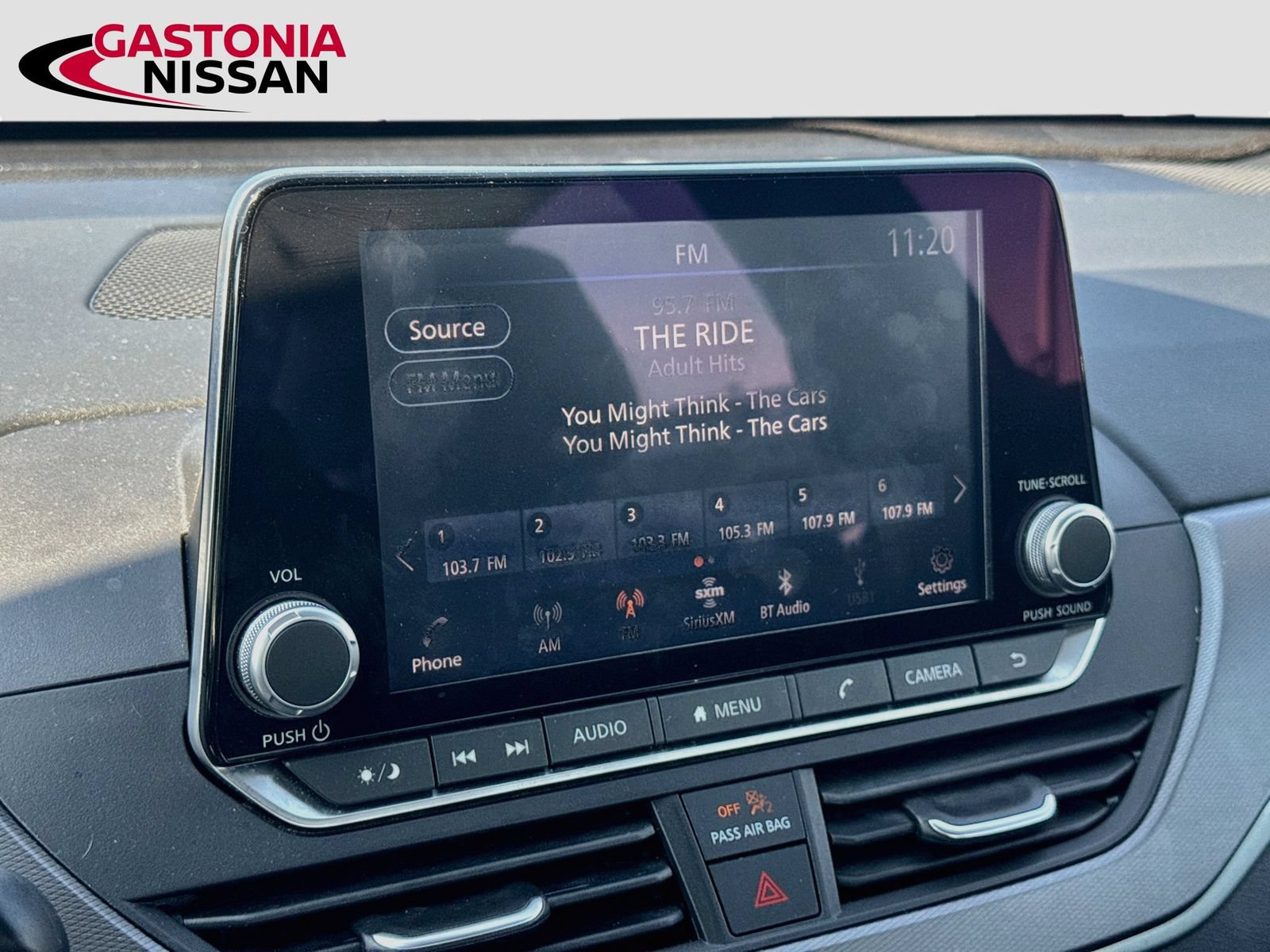 Used 2024 Nissan Altima 2.5 SR FWD image 18