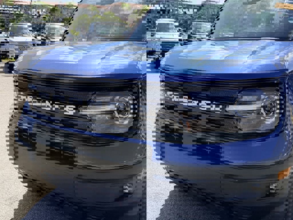 Used 2023 Ford Bronco Sport Outer Banks w/ Tech Package AWD/4WD image 10