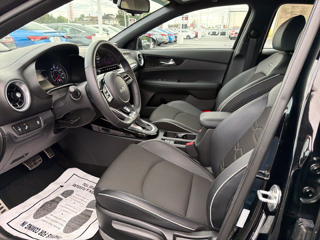 Used 2023 Kia Forte GT-Line w/ GT-Line Premium Package FWD image 10