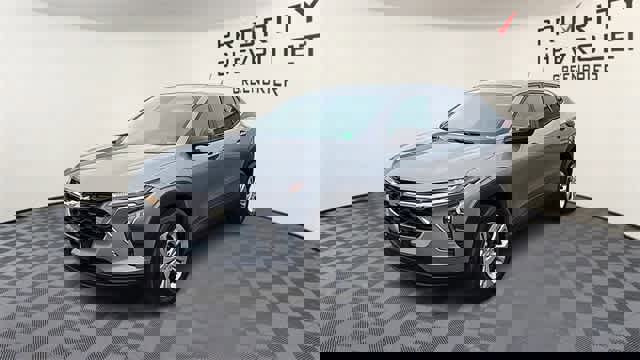 Certified 2024 Chevrolet Trax LS w/ Driver Confidence Package image 4