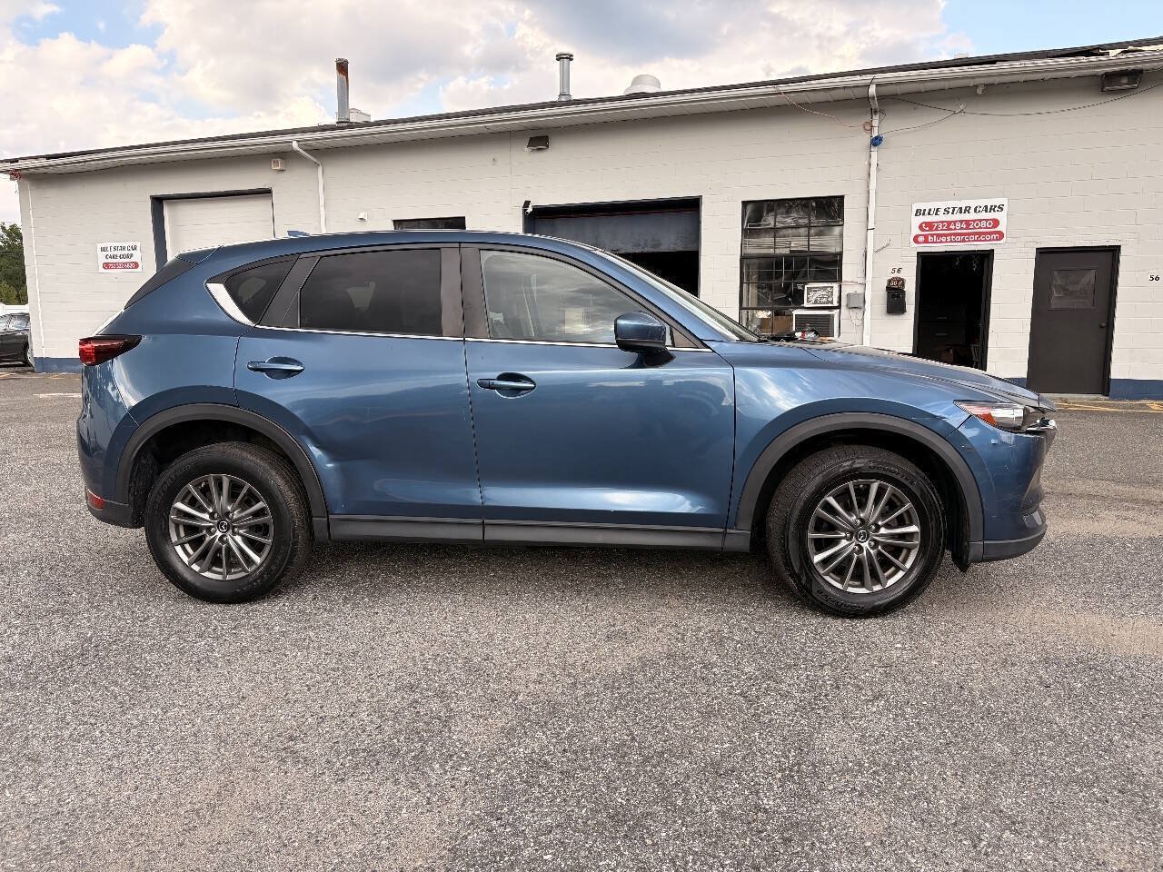 Used 2017 MAZDA CX-5 Touring w/ Preferred Equipment Package AWD/4WD image 5