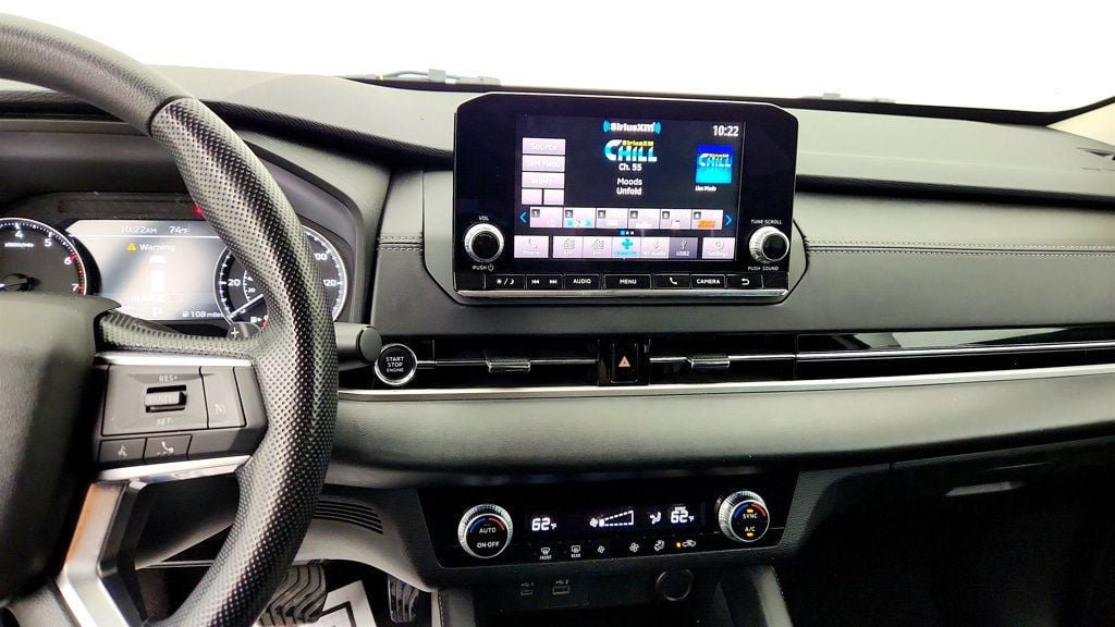 Used 2022 Mitsubishi Outlander ES FWD image 16