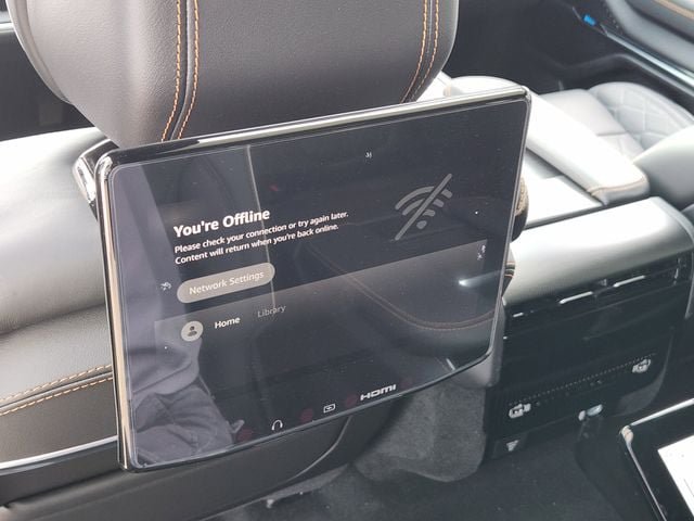 New 2026 Jeep Grand Wagoneer Summit AWD/4WD image 22