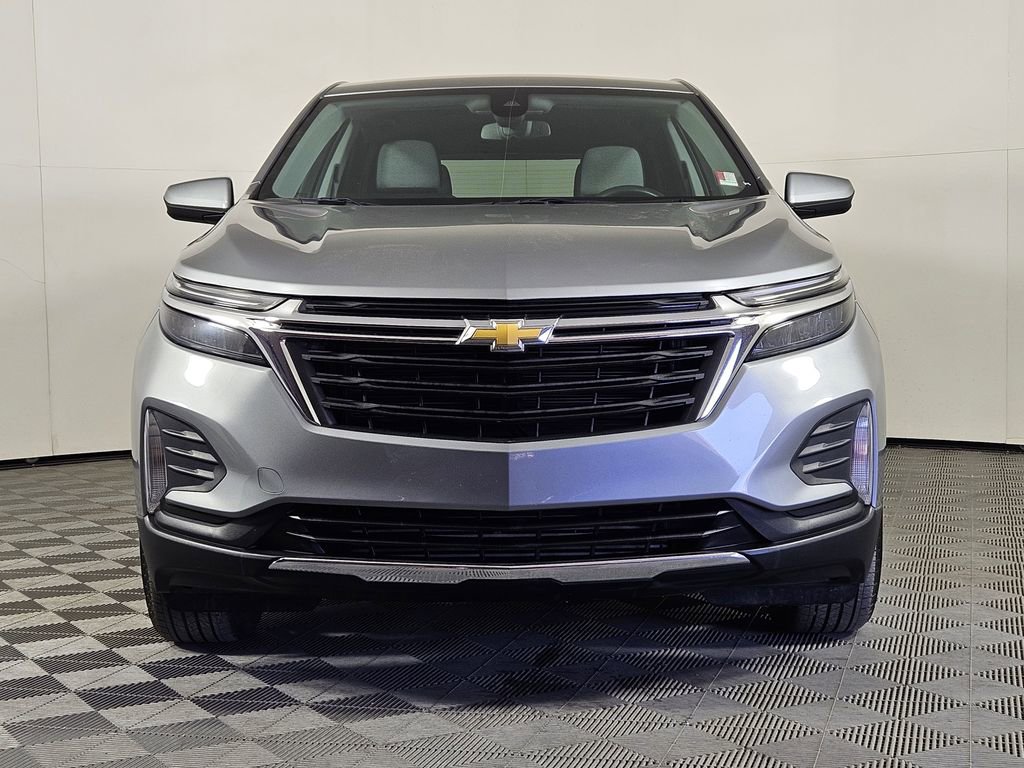 Used 2023 Chevrolet Equinox LT image 2