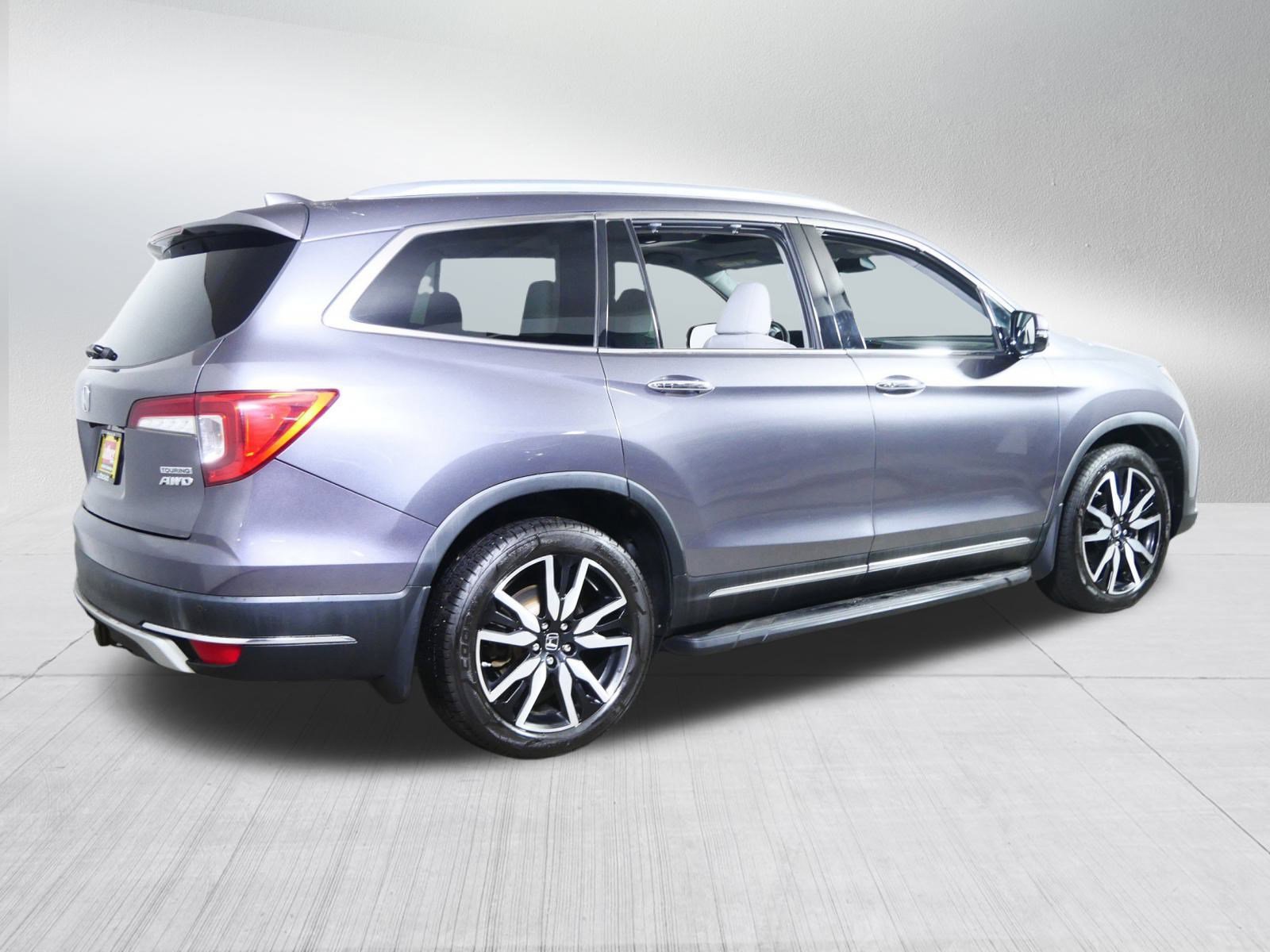 Used 2020 Honda Pilot Touring image 7
