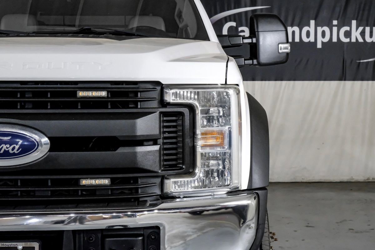 Used 2019 Ford F550 4x4 SuperCab Super Duty image 38