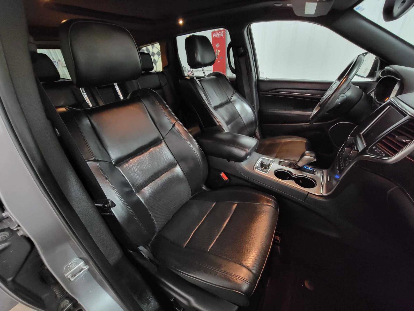 Used 2018 Jeep Grand Cherokee High Altitude image 30