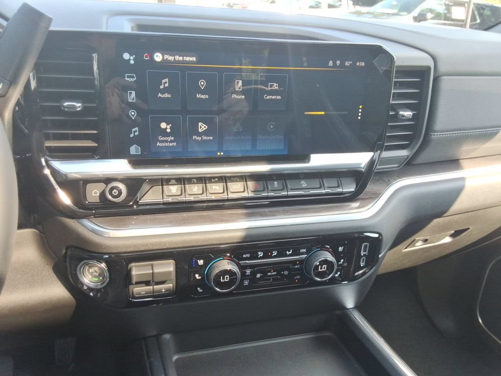New 2026 Chevrolet Silverado 2500 LTZ w/ LTZ Plus Package AWD/4WD image 32