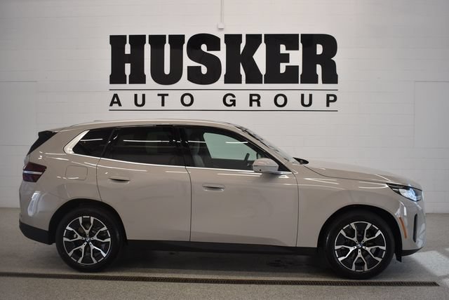 New 2026 BMW X3 xDrive30i w/ Premium Package AWD/4WD image 2