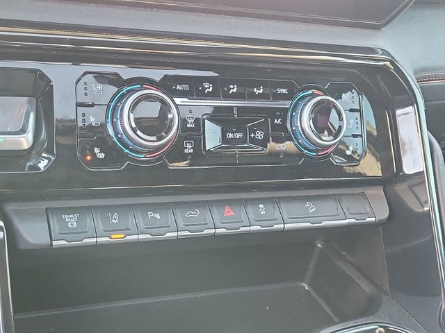 Used 2024 GMC Sierra 3500 AT4 w/ AT4 Premium Plus Package image 32