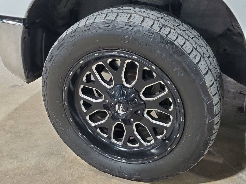 Used 2013 Toyota Tundra 2WD CrewMax w/ Tow Pkg image 41