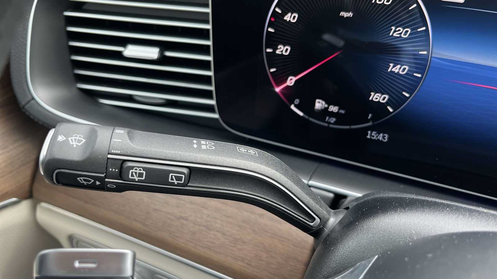 New 2026 Mercedes-Benz GLS 450 4MATIC image 43
