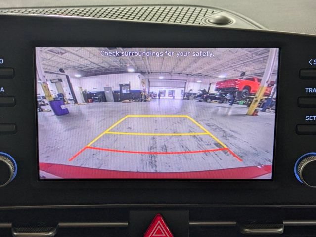 Used 2023 Hyundai Elantra SEL FWD image 19