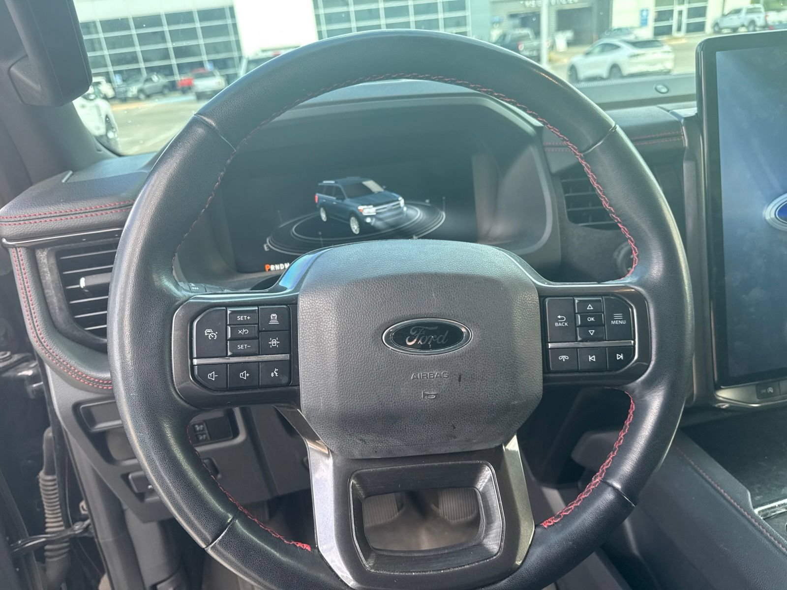 Used 2024 Ford Expedition Limited RWD image 11