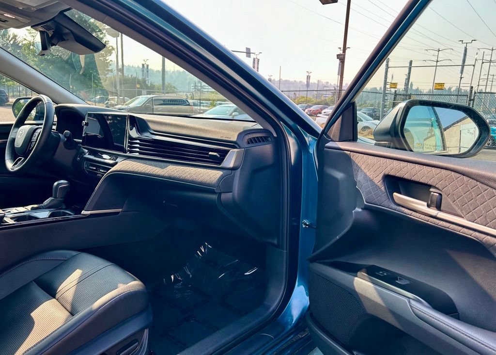 Certified 2025 Toyota Camry XLE FWD image 15