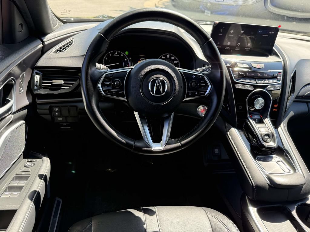 Used 2025 Acura RDX SH-AWD image 11