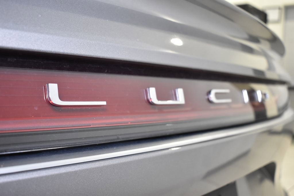 Used 2023 Lucid Air Grand Touring image 12