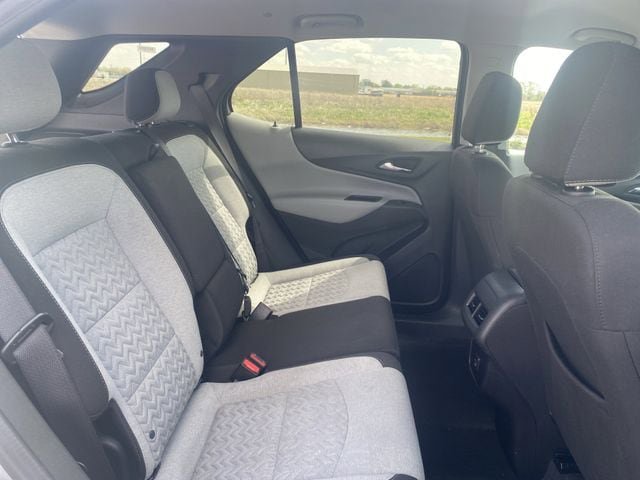 Used 2024 Chevrolet Equinox LT FWD image 16