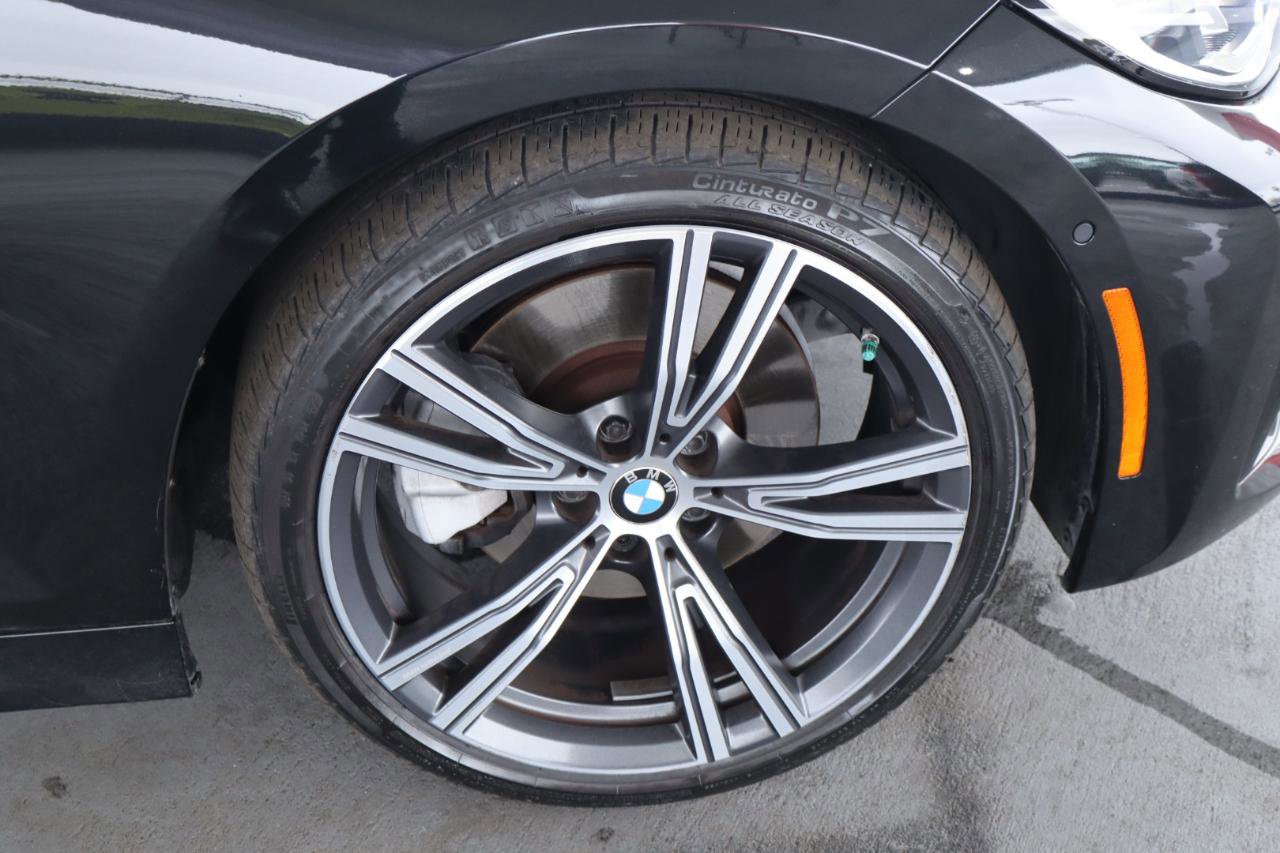 Used 2020 BMW 330i Sedan w/ M Sport Package image 43