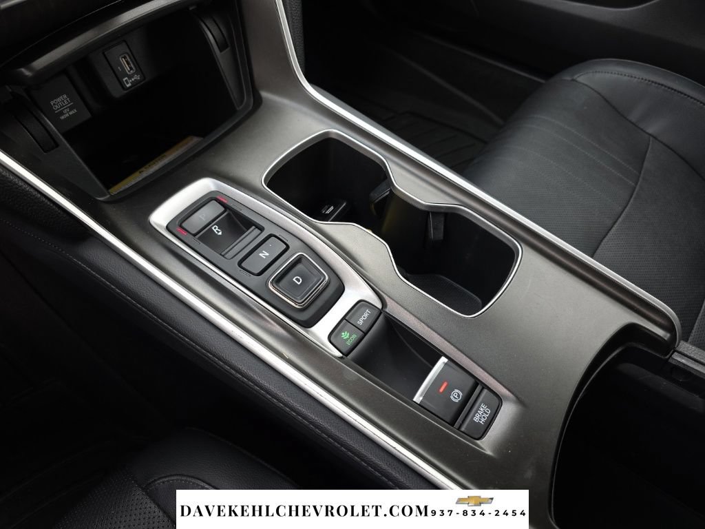 Used 2018 Honda Accord Touring image 16