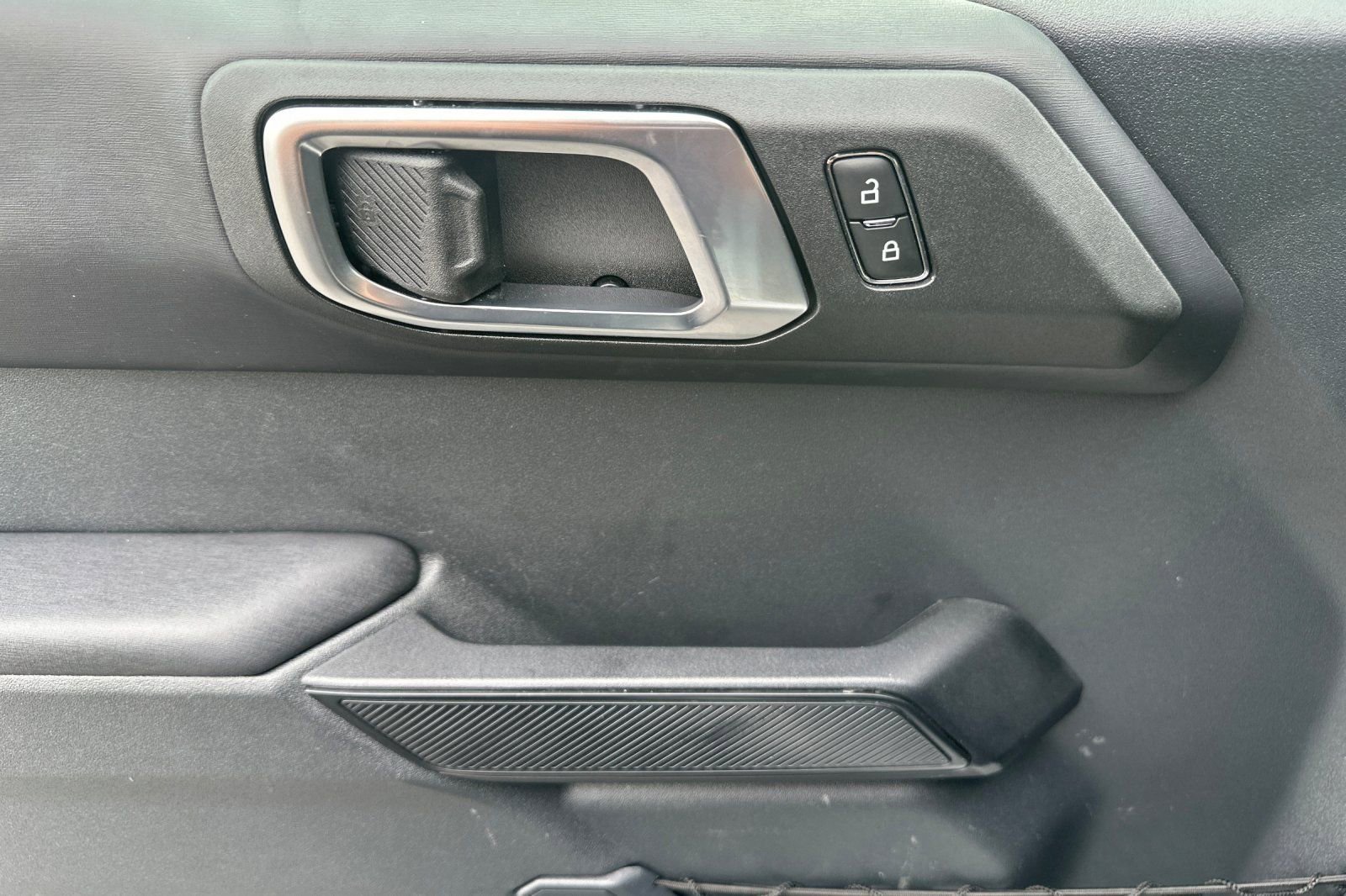 Used 2025 Ford Bronco Outer Banks image 11