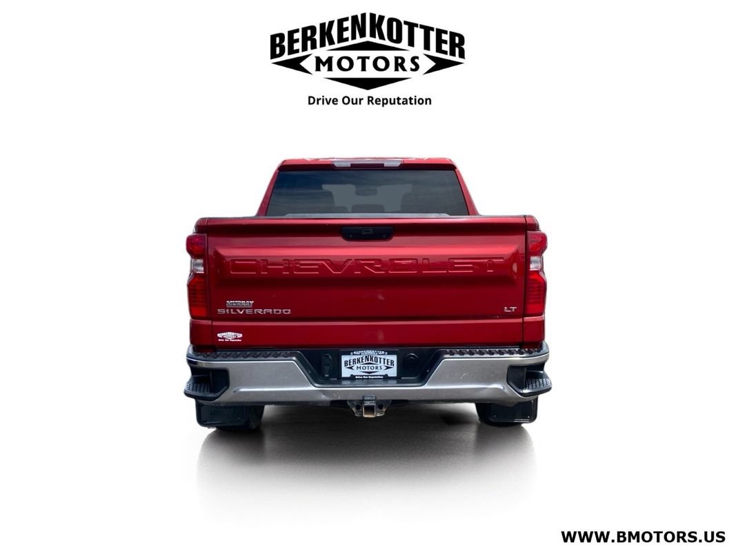 Used 2022 Chevrolet Silverado 1500 LT AWD/4WD image 6