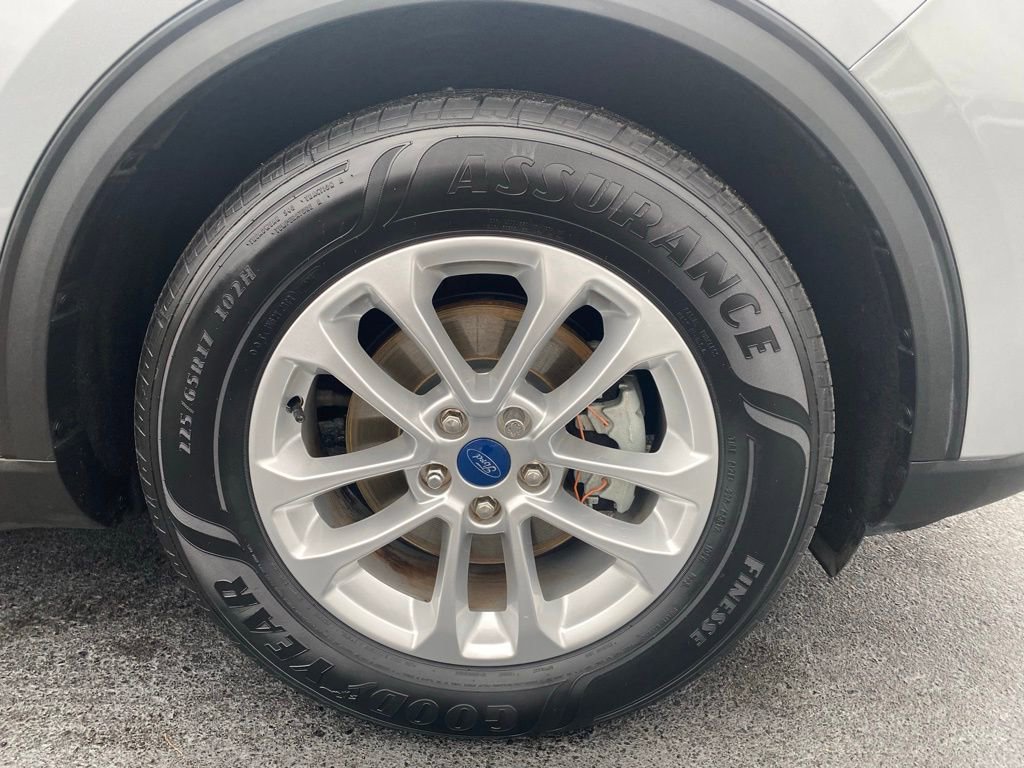 Certified 2022 Ford Escape S image 29