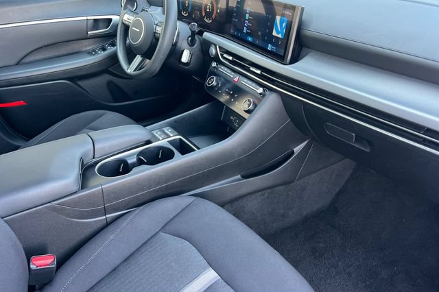 Used 2025 Hyundai Sonata SEL FWD image 18