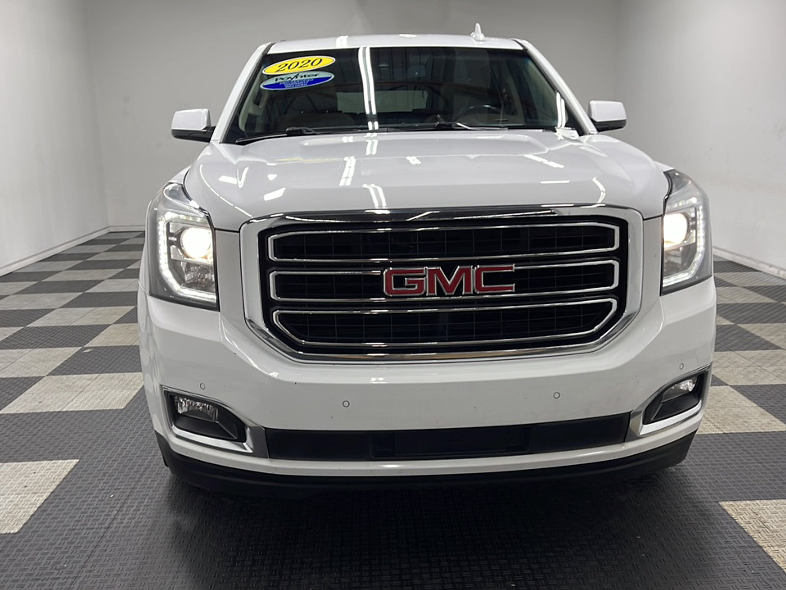 Used 2020 GMC Yukon XL SLT w/ Open Road Package AWD/4WD image 25