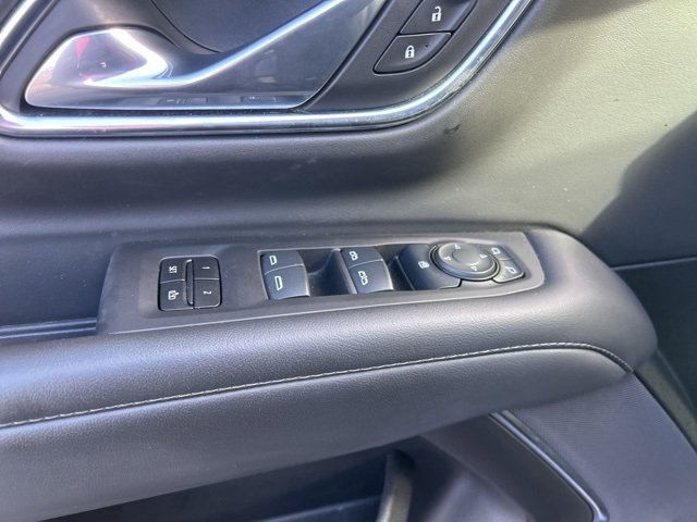 Used 2024 Chevrolet Suburban LT image 13